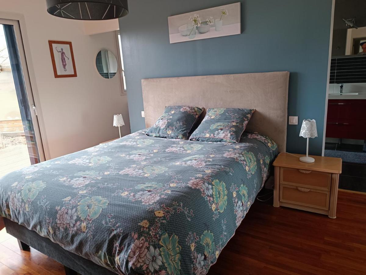 B&B Marianne-Jacky Lemans Montbizot 외부 사진